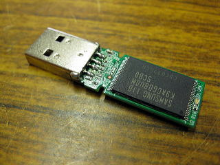 SONY　8GB-USBメモリ
